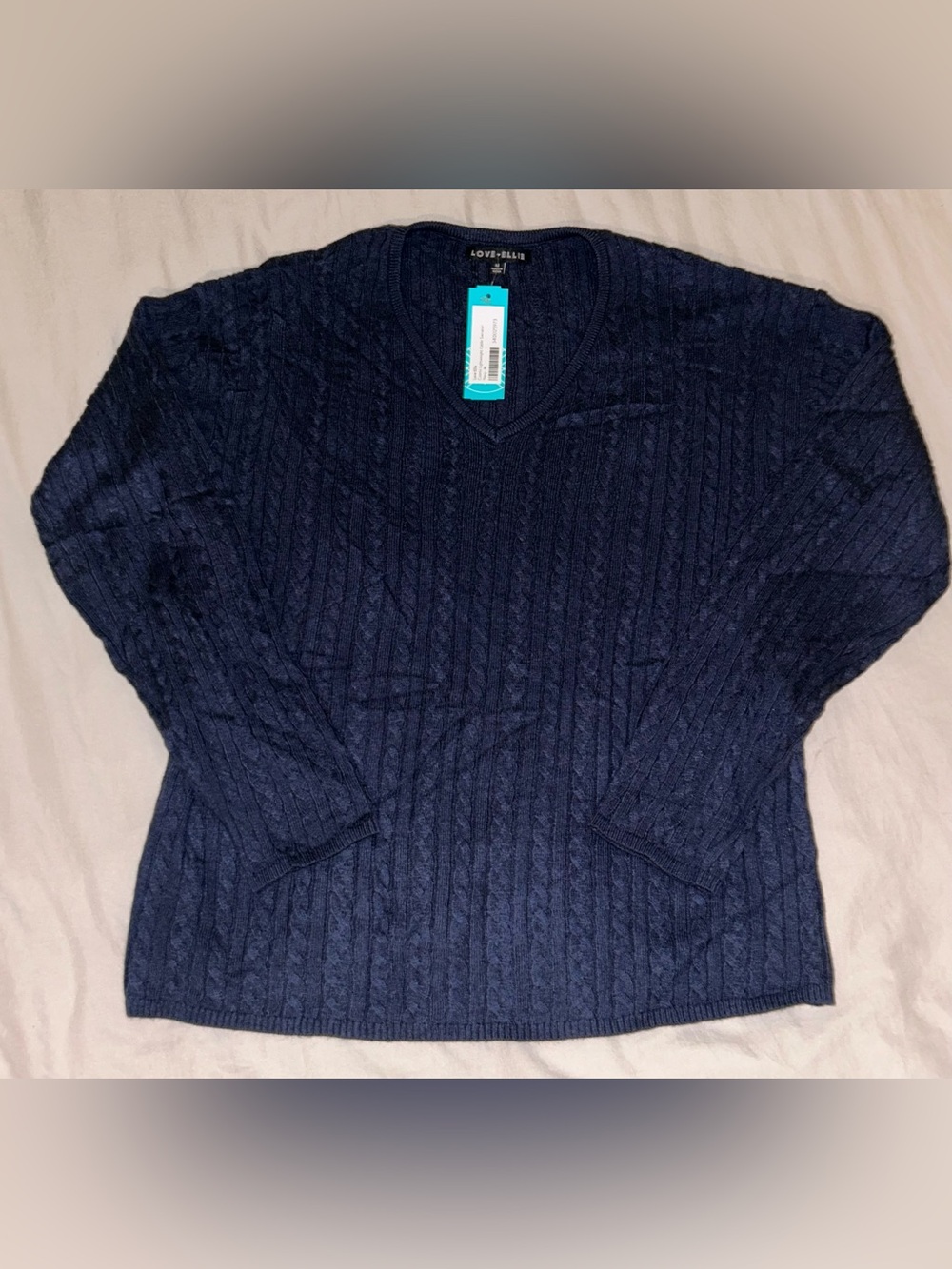 Love Ellie NWT Navy Cable-Knit Ling-Sleeve Sweater Medium